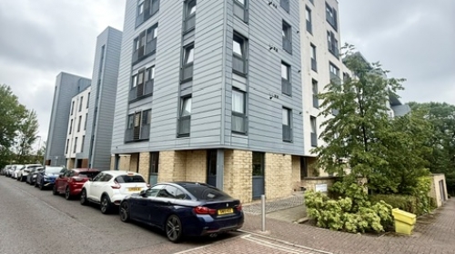 32/9 Kimmerghame Drive, Edinburgh, EH4 2GJ