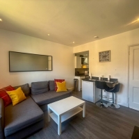 Lounge 2 Caledonian